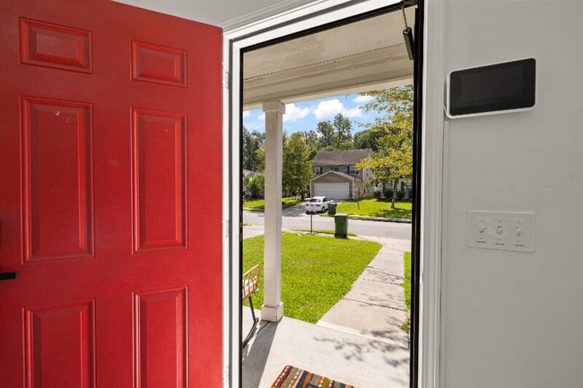 Photo - 16 Ristona Dr