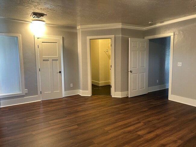 Photo - 1040 Main St Unit A