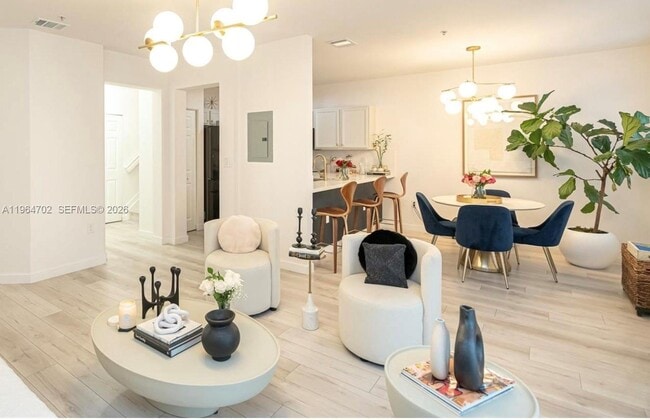 Photo - 8760 NW 97th Ave Unidad 203