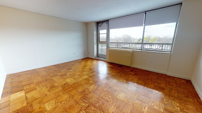 Photo - 80 Monmouth St