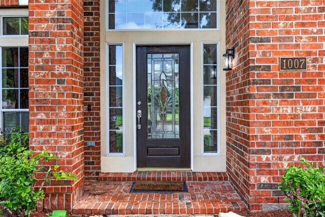 Photo - 1007 Brannon Park Ln