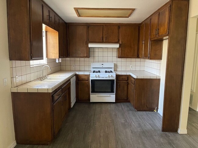 Photo - 3+2 in Golden Hills East COMING SOON!