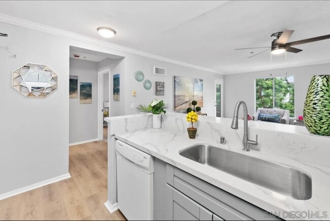 Photo - 8889 Caminito Plaza Centro Unit 7326