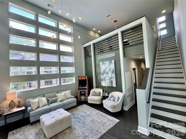 Photo - 420 Queens Rd