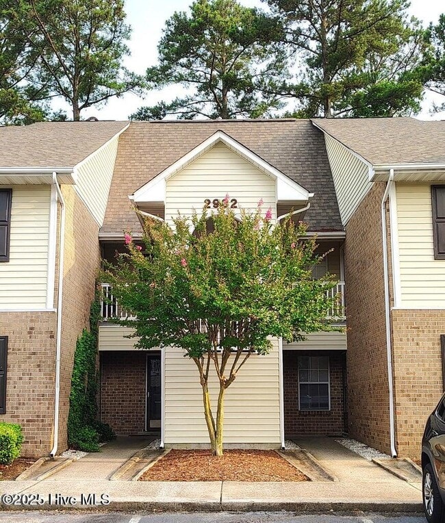 Building Photo - 2932 Mulberry Ln Unit D Rental