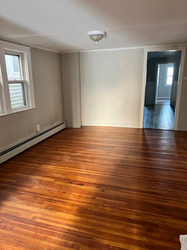 Sala de estar - 2428 3rd Ave Unidad 1