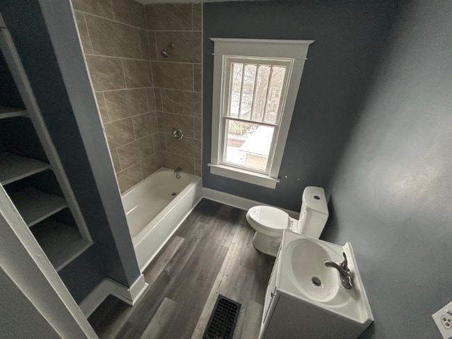 Photo - 32-34 Marie Ave Unidad 32-34