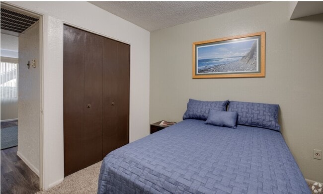 Chateau Gardens Apartments