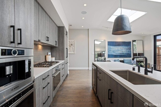 Photo - 903 Minnesota St