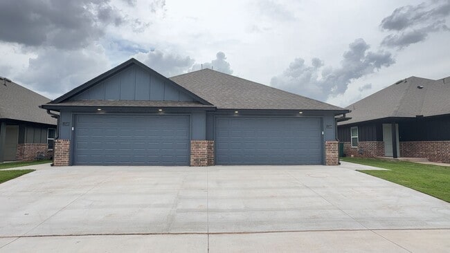 Photo - Welcome to Brand New Masonwood featuring this 3 Bedroom 2 Bath 2 Car Garage Duplex in a Great loc...