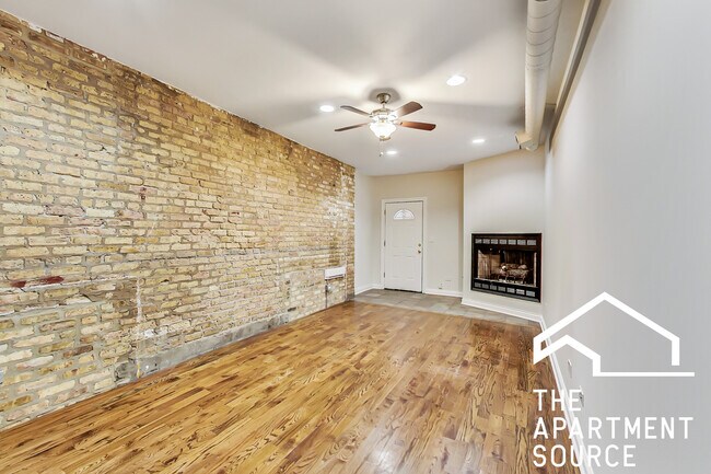 Photo - 1806 N Sheffield Ave Unit R