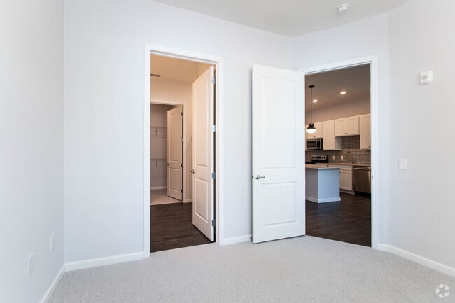 1BR, 1BA - 747 SF - A