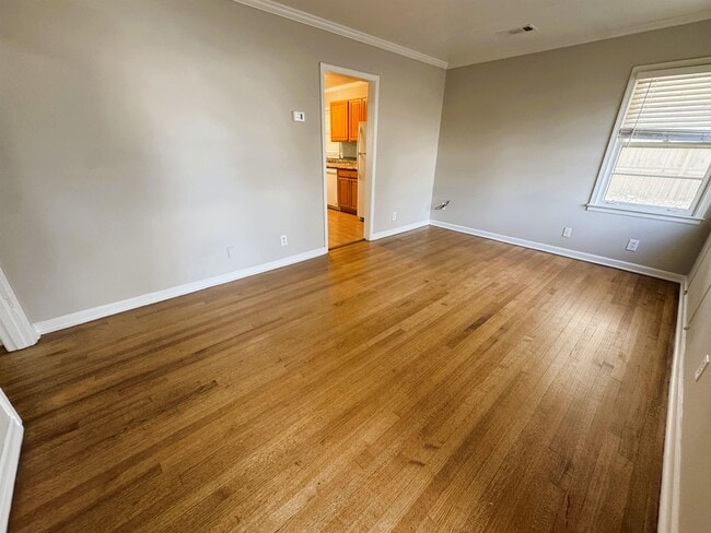 Photo - 4781 Given Ave