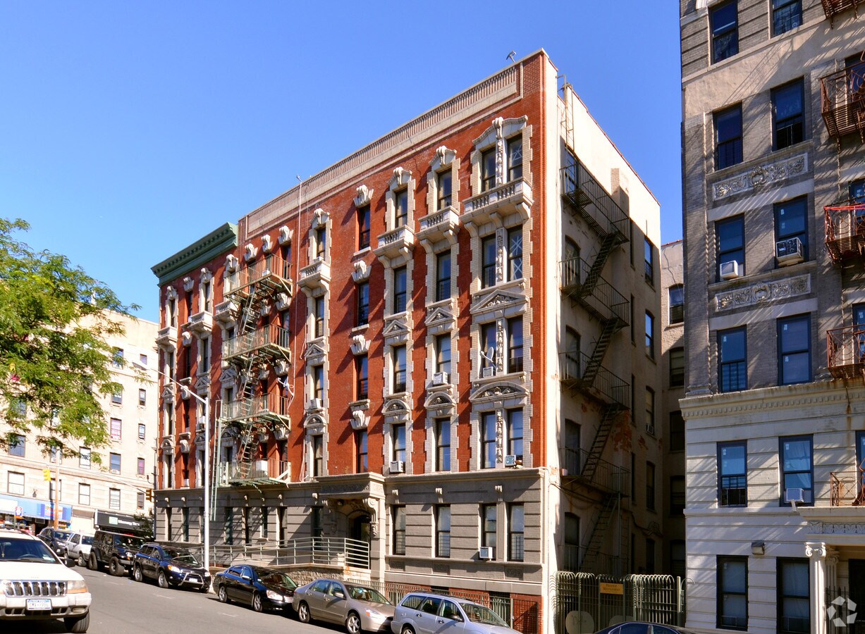 Photo - 1214 Boston Rd