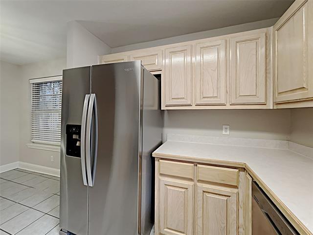 Photo - 551 SW Rand Dr
