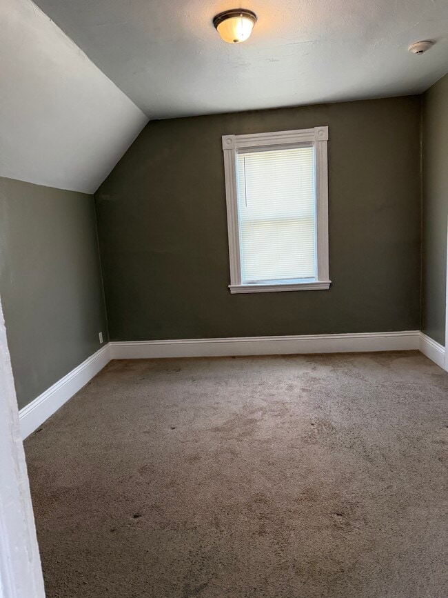 Photo - 10 Winsor St Unit 10 Winsor st apt#3