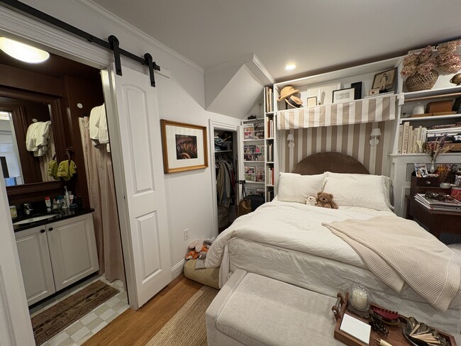 Photo - 23 Lime St Unit 1