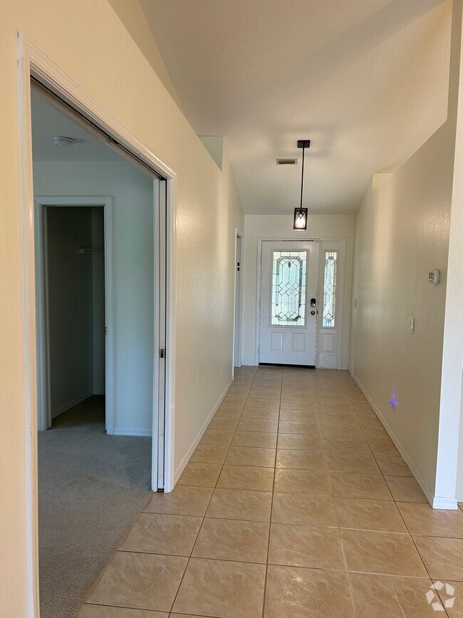Building Photo - 343 Boundary Blvd Unit 343B Rental