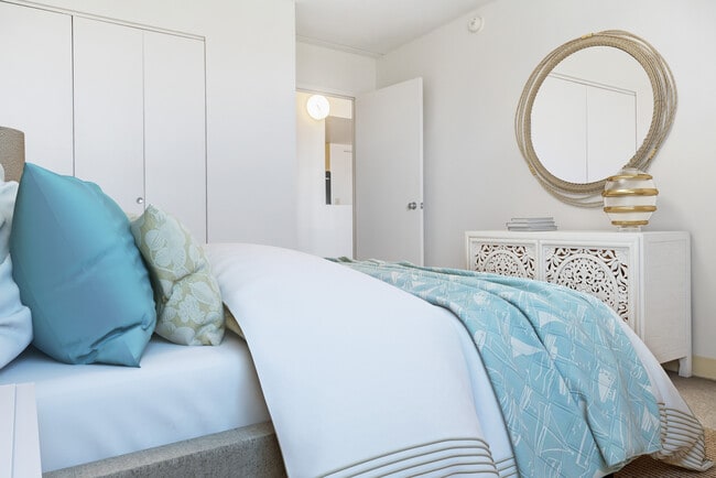 Photo - Anchors Weigh