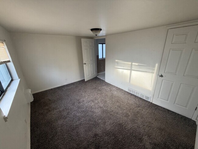 Photo - 1245/1247 S 5th Ave - 1247