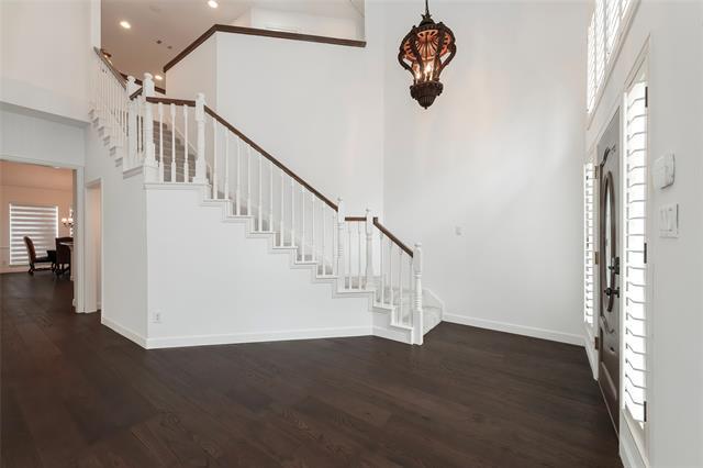 Photo - 7100 Oakbrook Dr