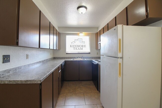 1508 W 14th Ave Unit D