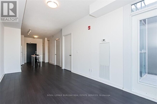 Photo - 5240 Dundas St Unit B603