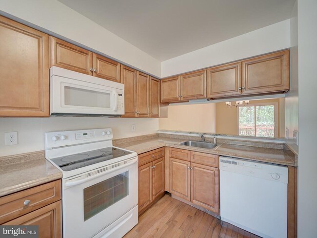 Photo - 7478 Laurel Oak Ct Townhome