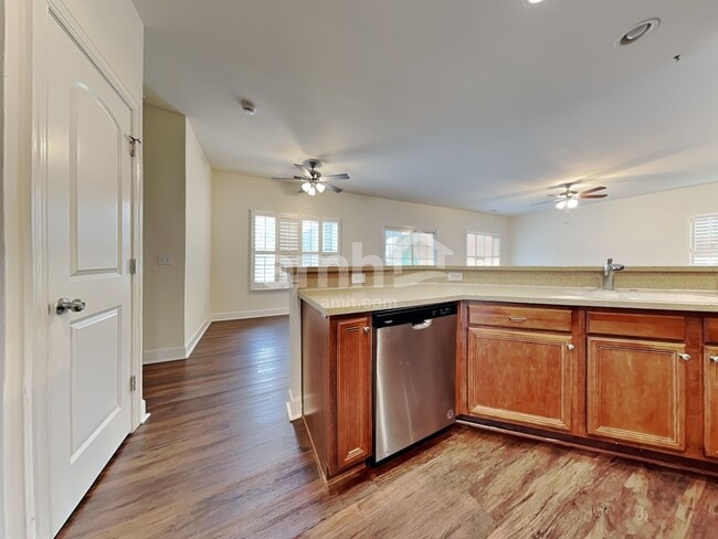 Photo - 2 Stone Gate Ct