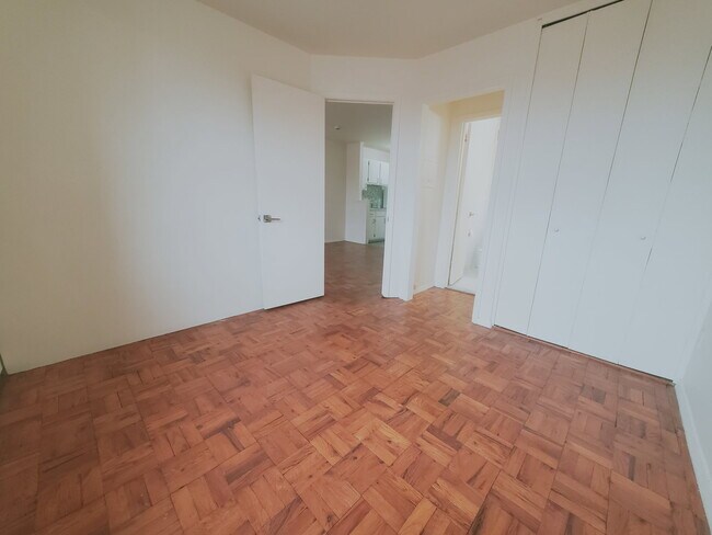 Photo - 140 Grove St Unit 6