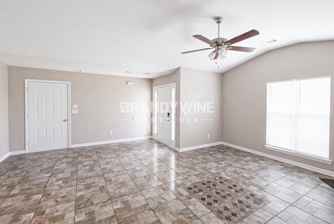 Photo - 5862 Waggoner Ct