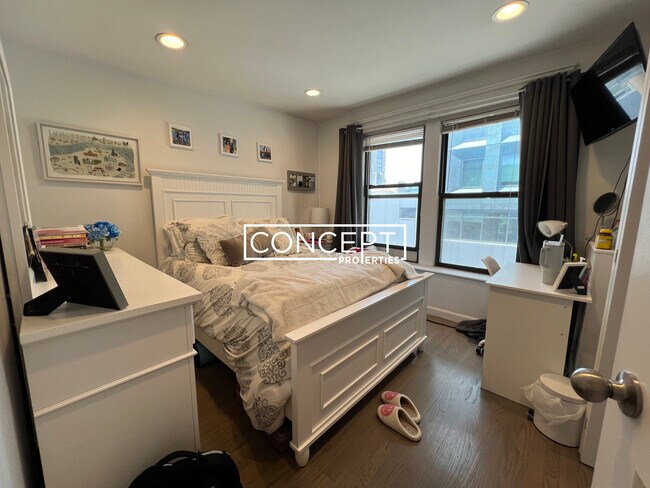 Photo - 19 Peterborough St Unit 16CP