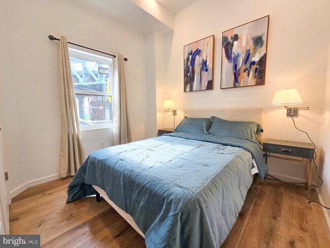2401 Kensington Ave Unit 1