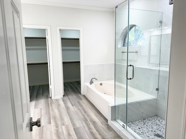Building Photo - 4226 Roaring Rapids Dr Rental