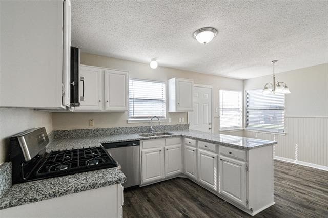 Photo - 3709 Bond St