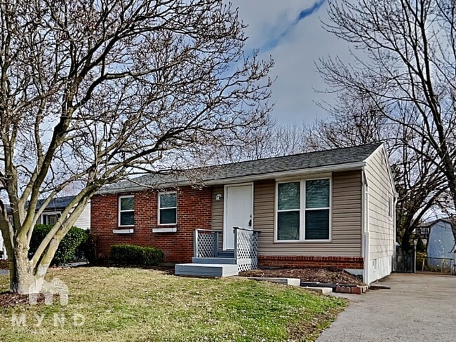 Building Photo - 6200 Maple Canyon Ave