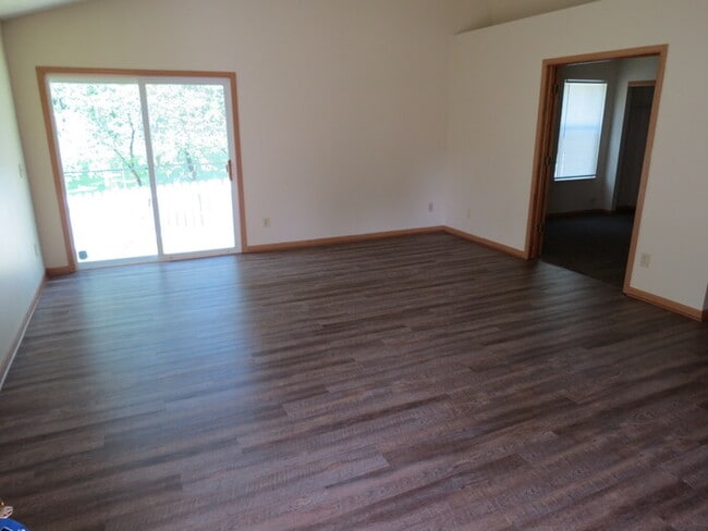 Photo - 6132 Kensington Glen Dr