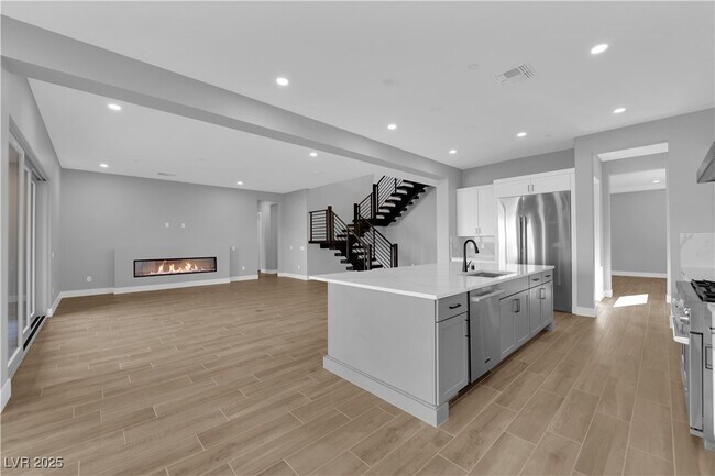 Photo - 10648 Stone Ledge Ave