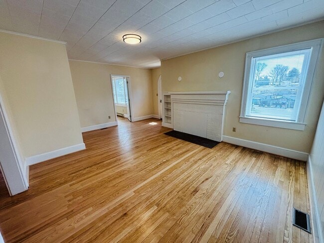 Photo - 1470 Roanoke St Unit 1470