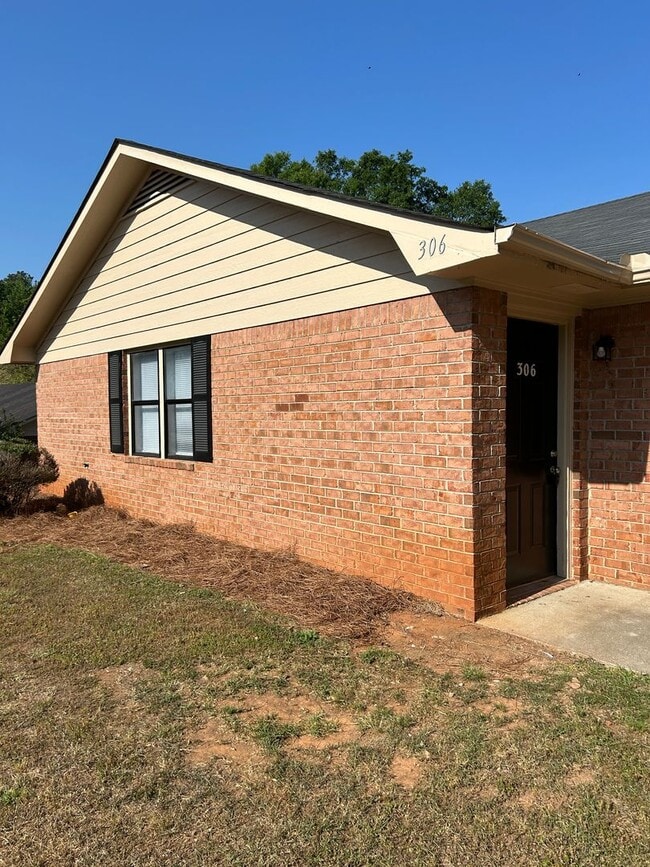 Building Photo - 304/306 Fawn Ct Unit 306 Fawn Ct