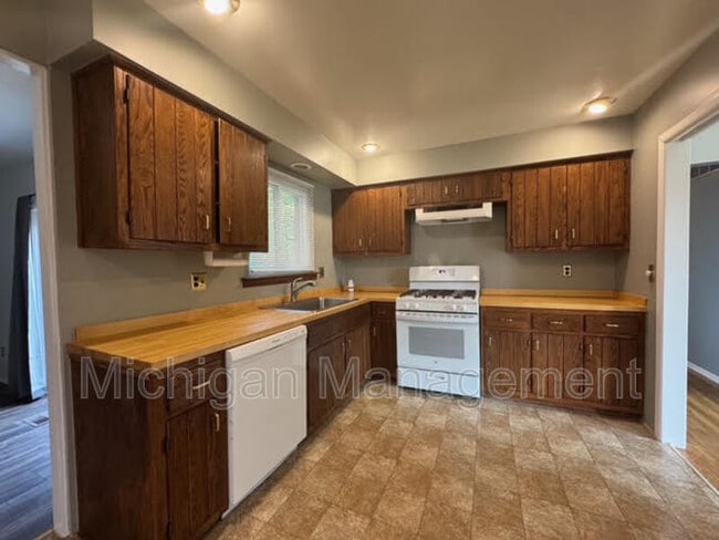 11219 Morgan Ave