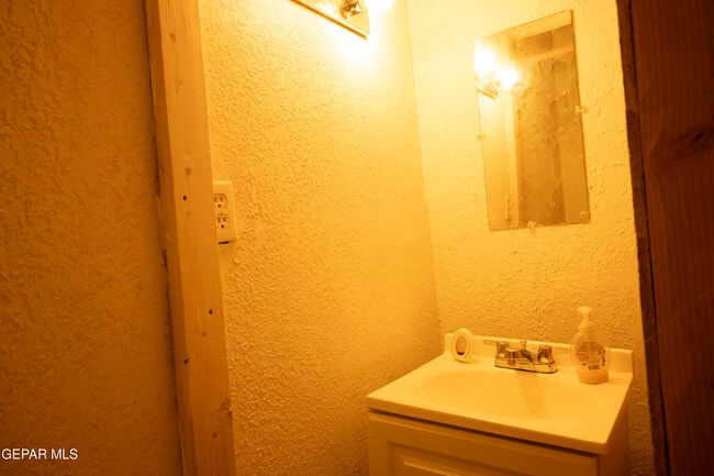 Photo - 14369 Katherine Dr