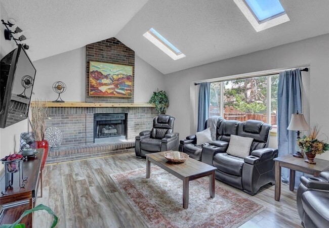 Photo - 4 Bed 4 Bath Home in District 20!!!