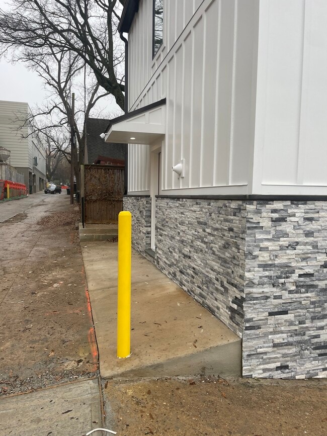 Photo - 4621 42nd St NW Unit House