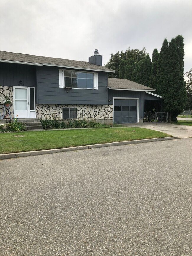 Photo - 15102-15104 E Rich Ave Unit 15102