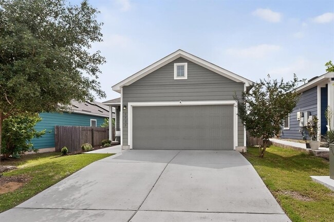 Photo - 3305 Breckenridge Dr