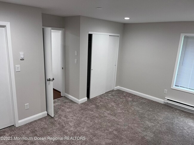 Photo - 35 Amberly Dr