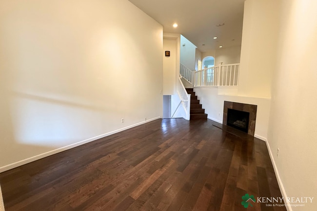 Photo - Townhome in the Peninsula's Most Walkable Neighborhood