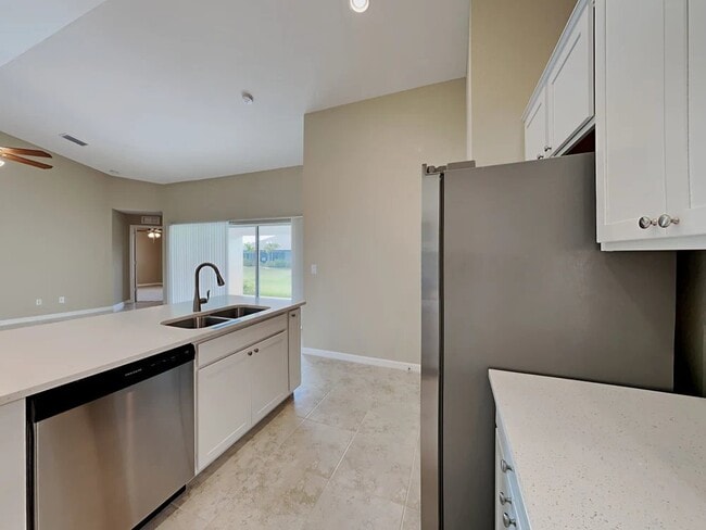 Photo - 311 Tandil St