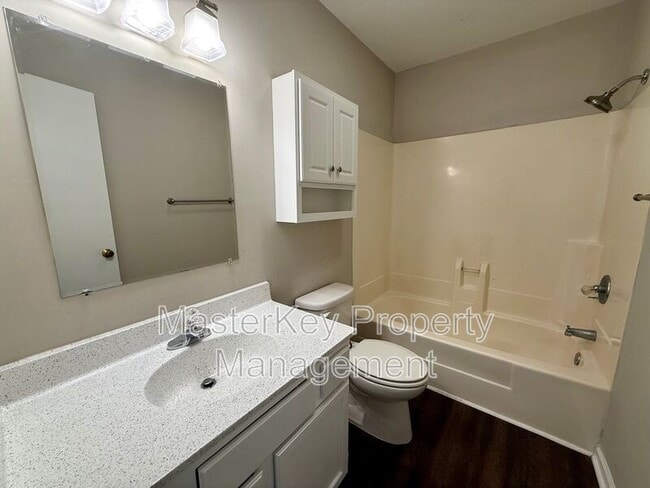 Photo - 126 Friar Ln